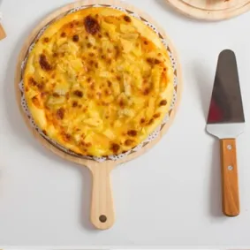 Wooden Pizza Board 03